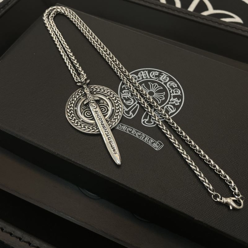 Ch*0me He**ts necklaces